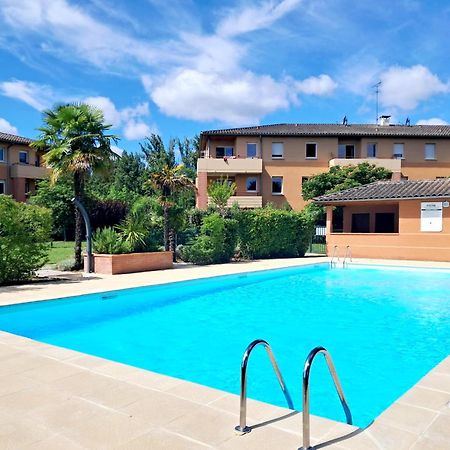 Le Montauriol - Logement Avec Terrasse - Piscine -Tennis - Place De Parking Privee Διαμέρισμα Μοντωμπάν Εξωτερικό φωτογραφία