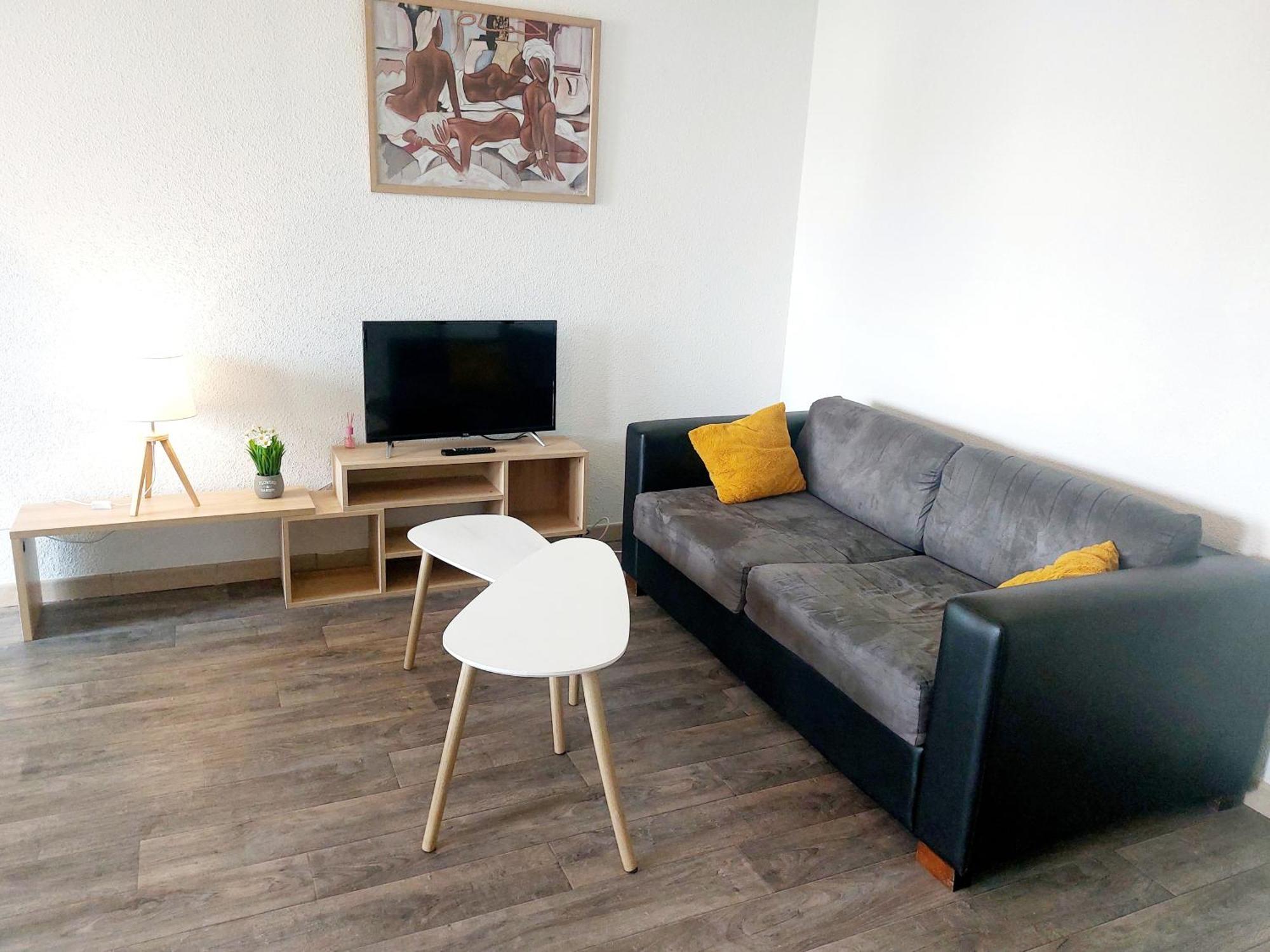 Le Montauriol - Logement Avec Terrasse - Piscine -Tennis - Place De Parking Privee Διαμέρισμα Μοντωμπάν Εξωτερικό φωτογραφία