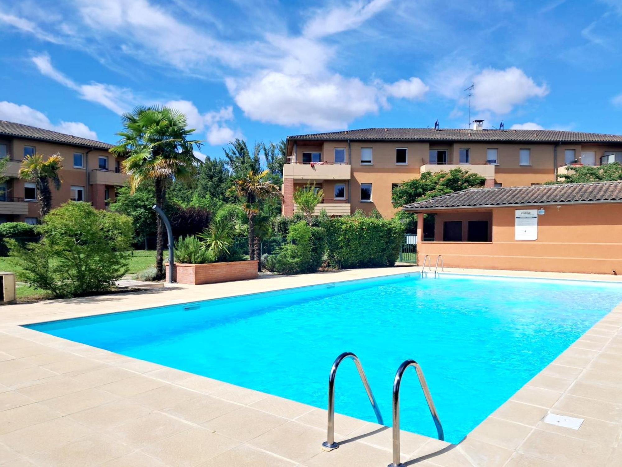 Le Montauriol - Logement Avec Terrasse - Piscine -Tennis - Place De Parking Privee Διαμέρισμα Μοντωμπάν Εξωτερικό φωτογραφία